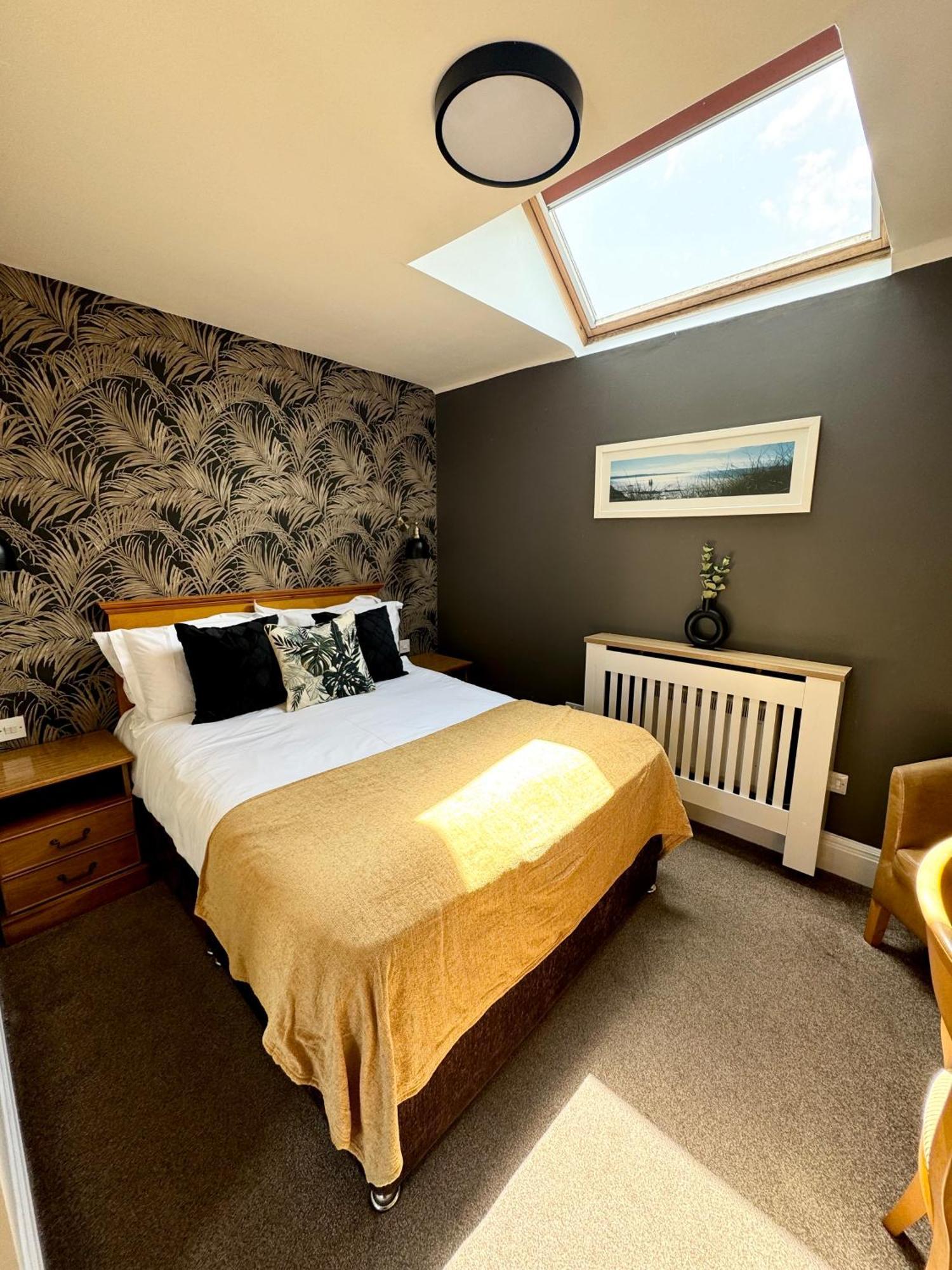 The White House Inn - Whitby Kültér fotó